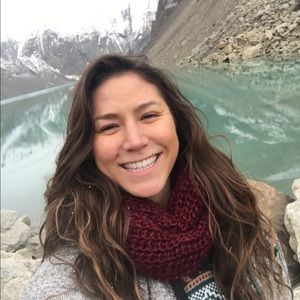 Meet your Posher, Camille